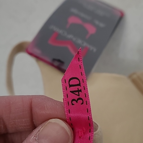 NWT Maidenform Cream Lace Underwire Demi Coverage Bra size 34D - Picture 4 of 9